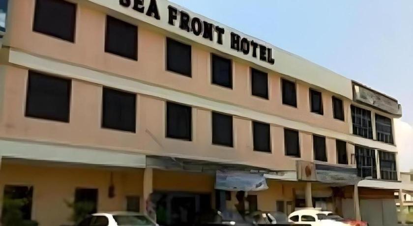 Sea Front Hotel Port Dickson Kültér fotó